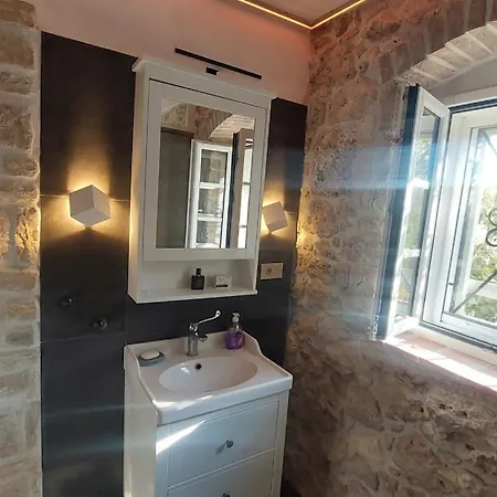 Sundial Stone House *