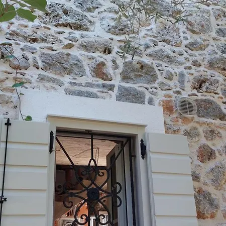 度假居 Sundial Stone House Ždrelac
