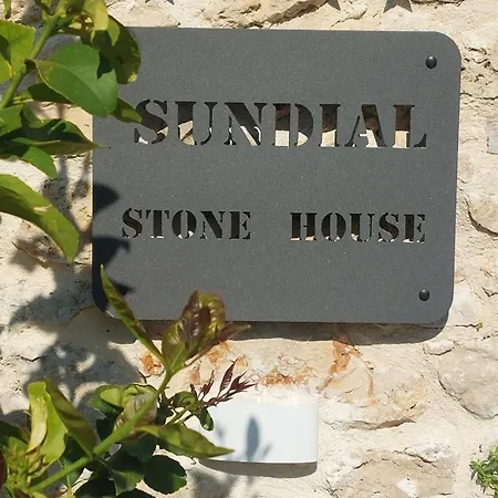 Tatil Evi Sundial Stone House *