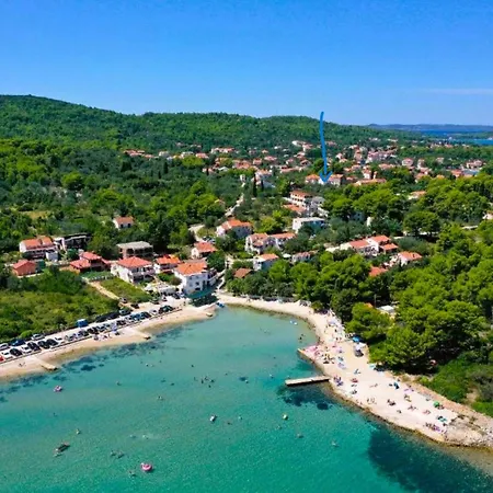 Tatil Evi Sundial Stone House Ždrelac
